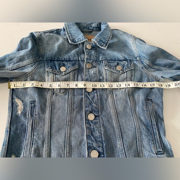 BLANK NYC Raw Hem Distressed Denim Jean Jacket: size Small - Picture 9 of 14